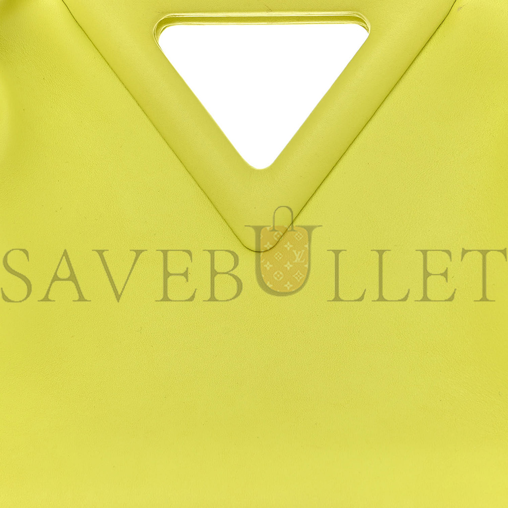 BOTTEGA VENETA CALFSKIN SMALL THE POINT TRIANGLE BAG SEAGRASS (20*18*8cm) BOTTEGA VENETA CALFSKIN SMALL THE POINT TRIANGLE BAG SEAGRASS (20*18*8cm)