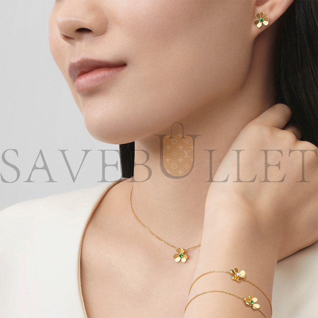 VAN CLEEF ARPELS FRIVOLE PENDANT, MINI MODEL - YELLOW GOLD, EMERALD VCARP7SB00 VAN CLEEF ARPELS FRIVOLE PENDANT, MINI MODEL - YELLOW GOLD, EMERALD VCARP7SB00