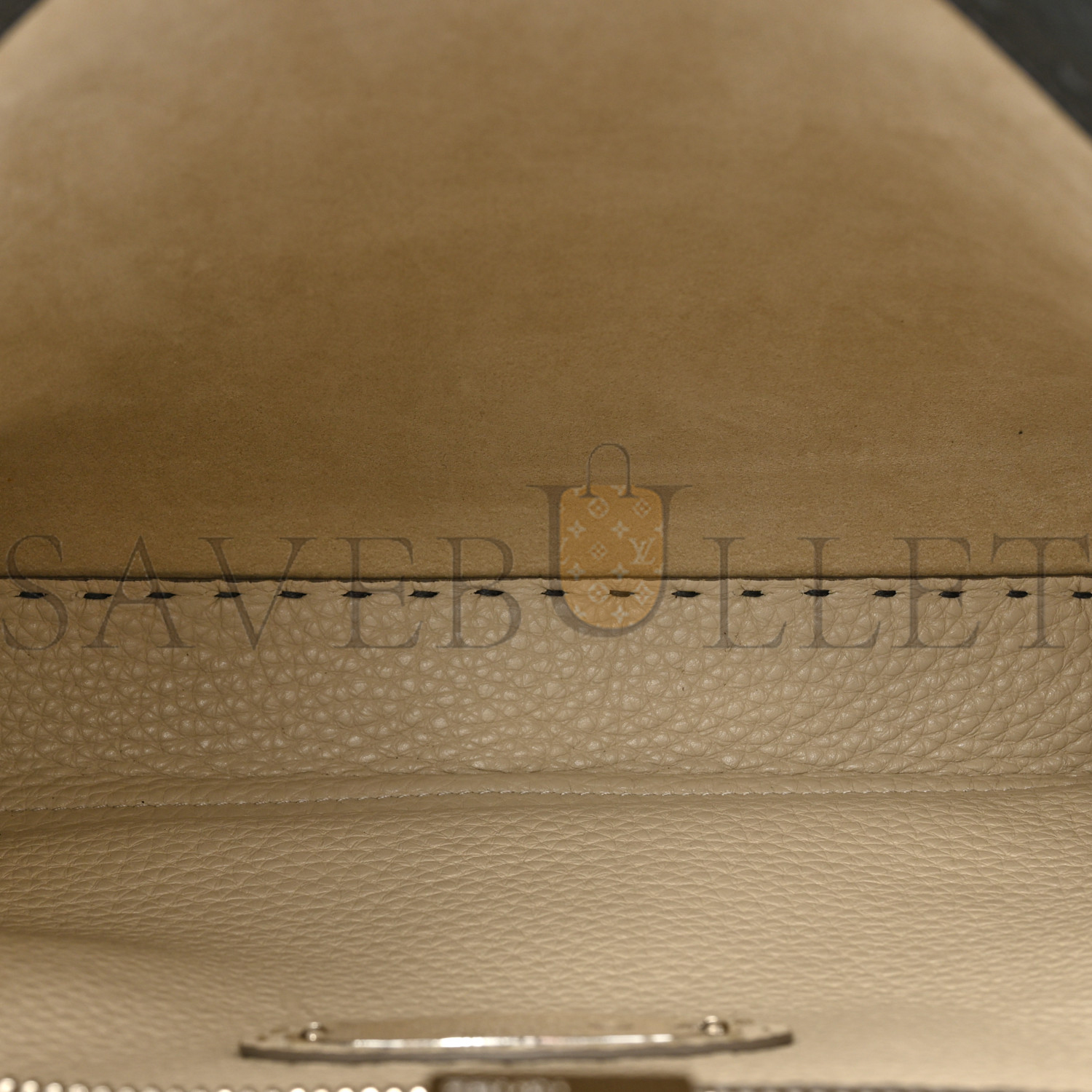 FENDI CUOIO ROMANO SELLERIA BI-COLOR MEDIUM PEEKABOO ICONIC SATCHEL ASFALTO LATTE (34*25*10cm) FENDI CUOIO ROMANO SELLERIA BI-COLOR MEDIUM PEEKABOO ICONIC SATCHEL ASFALTO LATTE (34*25*10cm)