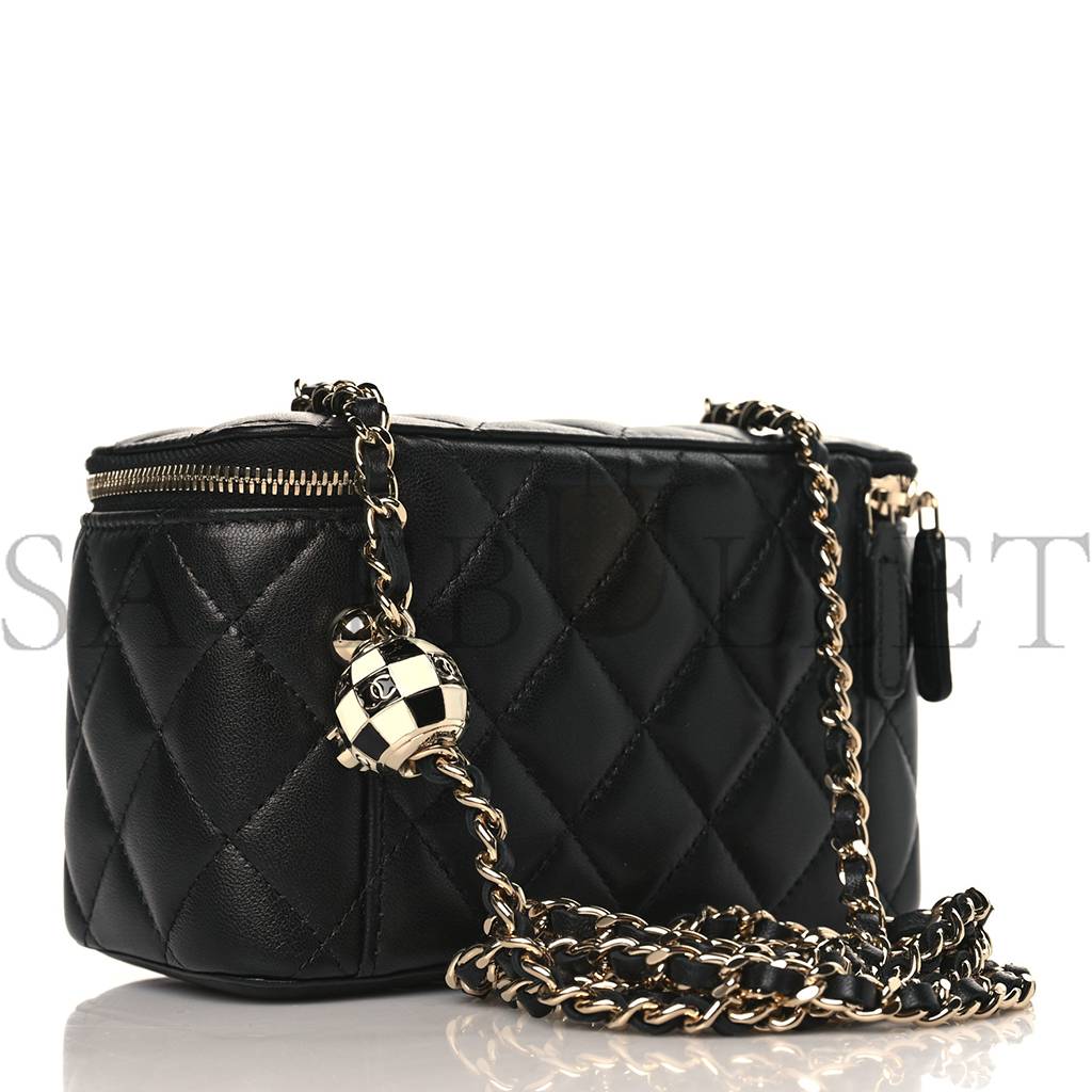 CHANEL LAMBSKIN QUILTED PEARL CRUSH SMALL VANITY CASE WITH CHAIN BLACK ROSE GOLD HARDWARE (17*10*8cm) CHANEL LAMBSKIN QUILTED PEARL CRUSH SMALL VANITY CASE WITH CHAIN BLACK ROSE GOLD HARDWARE (17*10*8cm)