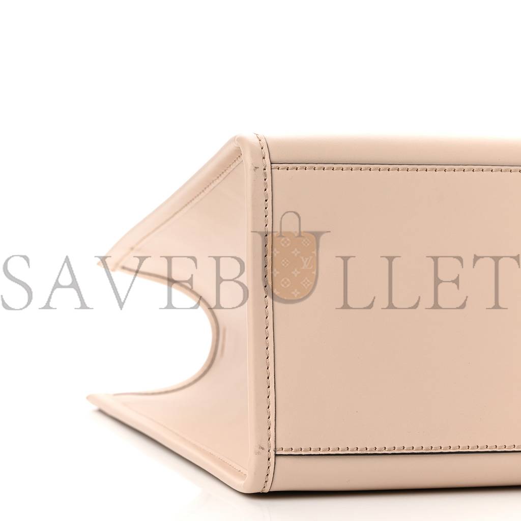 FENDI VITELLO KING PLEXIGLASS MEDIUM FENDI SUNSHINE SHOPPER TOTE LIGHT ROSE (36*31*15cm) FENDI VITELLO KING PLEXIGLASS MEDIUM FENDI SUNSHINE SHOPPER TOTE LIGHT ROSE (36*31*15cm)
