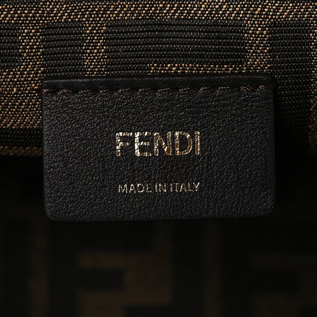 FENDI SHINY NAPPA SMALL FENDI FIRST BLACK (26*18*9.5cm)